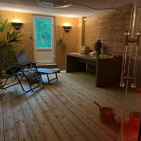 Chaletkrekelherberg *